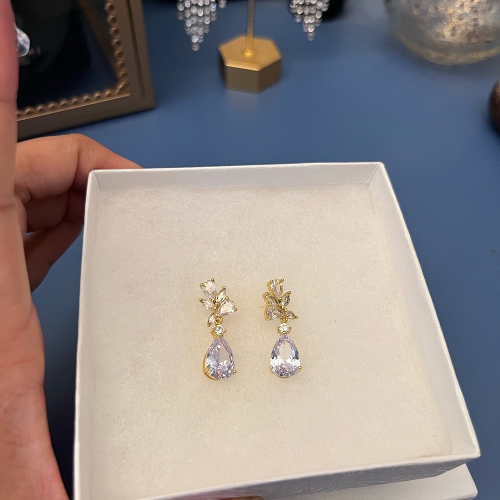 Tear drop earrings